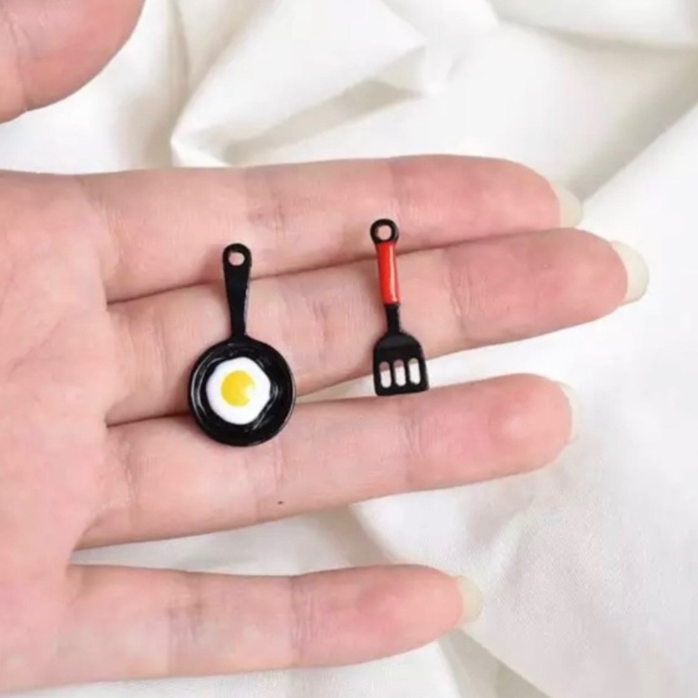 Little frying pan set (earrings)
